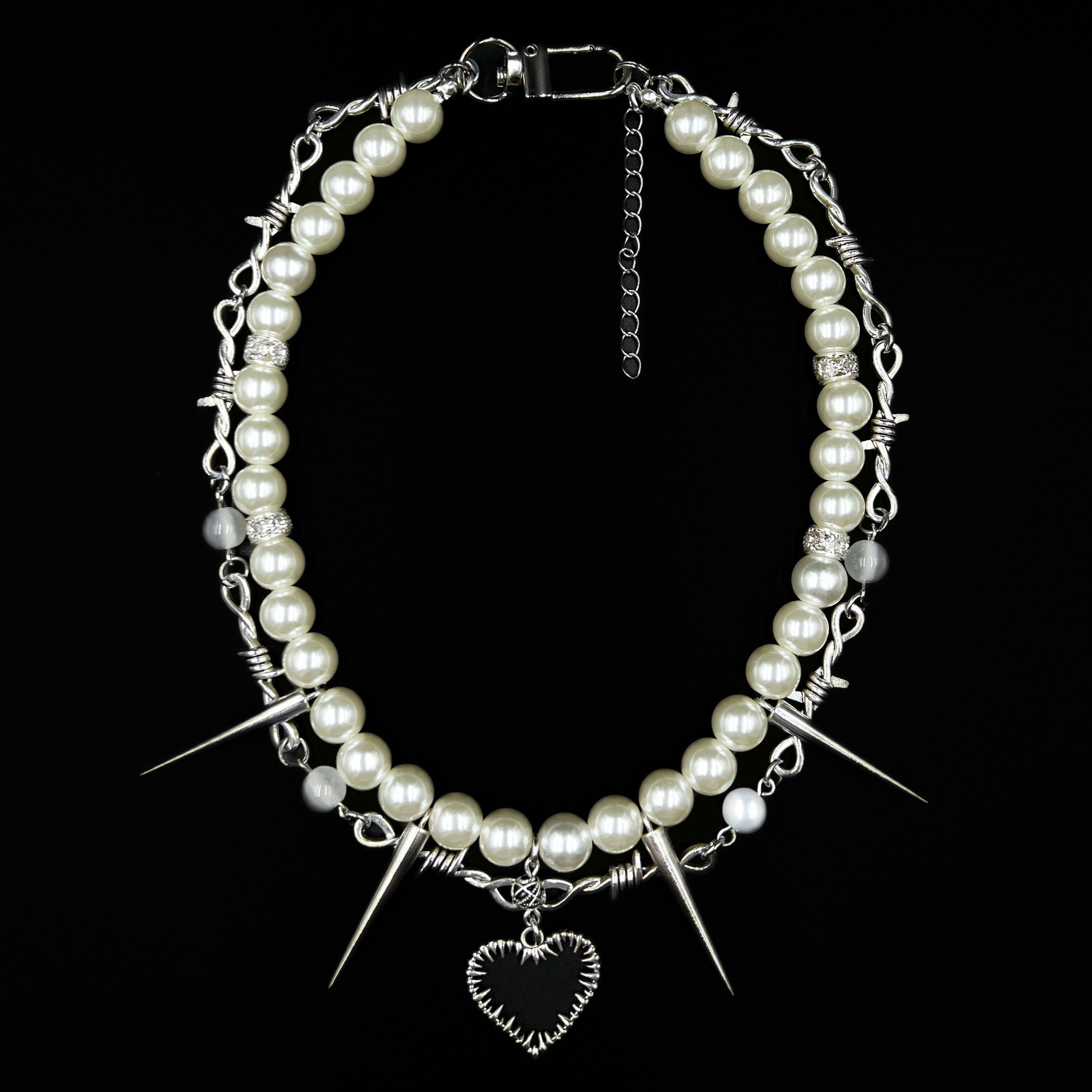 Pearl spike necklace